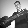 Jeff Solomon et son ukulele Bariton